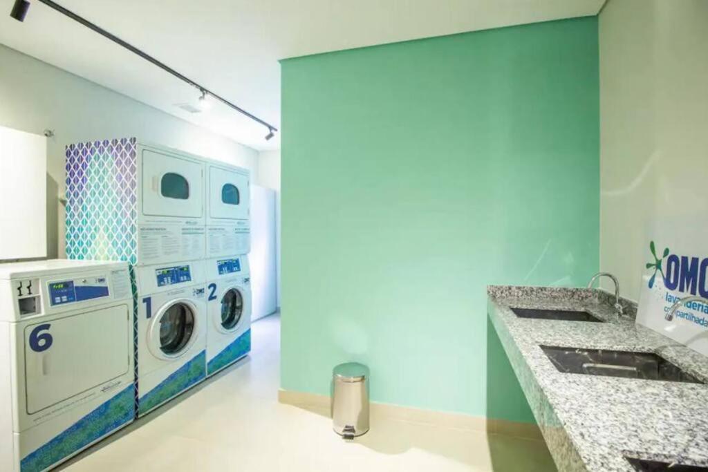 Novo Studio Zafira Metro Bras C/ Piscina サンパウロ エクステリア 写真